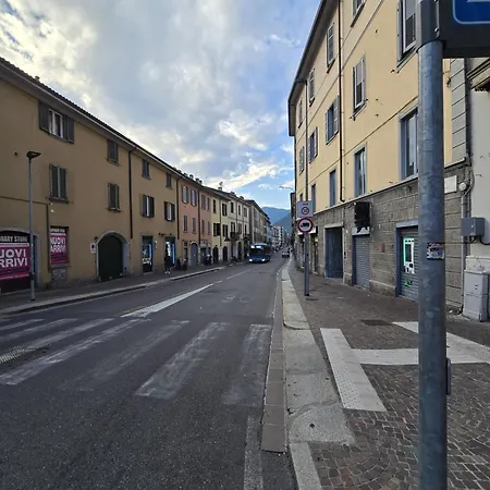 Lägenhet Casa Vacanze Como Lago *